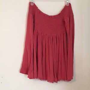 Altar’d state flowy/ off the shoulder pink top.